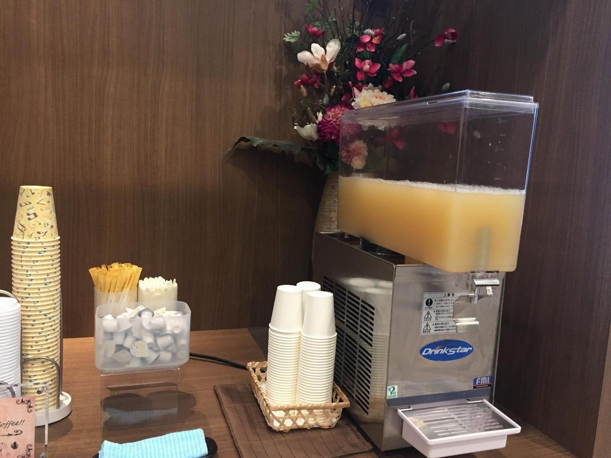 多美迎本八户酒店 八户市 外观 照片